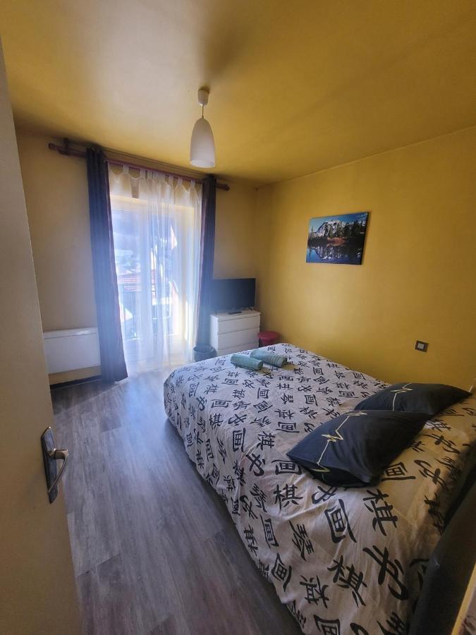 Appartement Residence Les Acacias Ax-les-Thermes Bagian luar foto